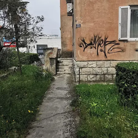 Chillax * 스플리트