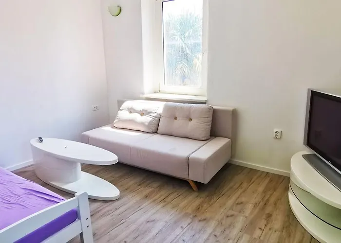 Chillax Πανσιόν *